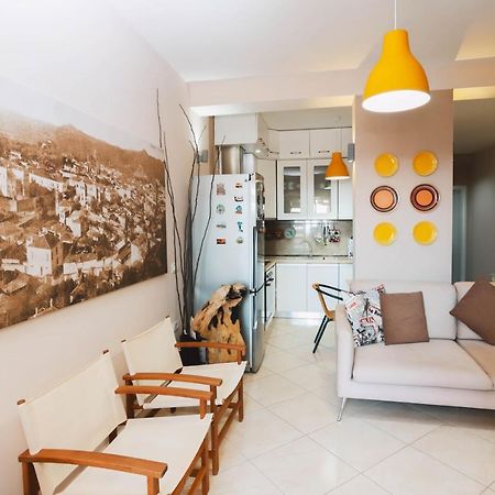 Large Apartment Near The Seaside Boulevard Lungomare Влёра Экстерьер фото